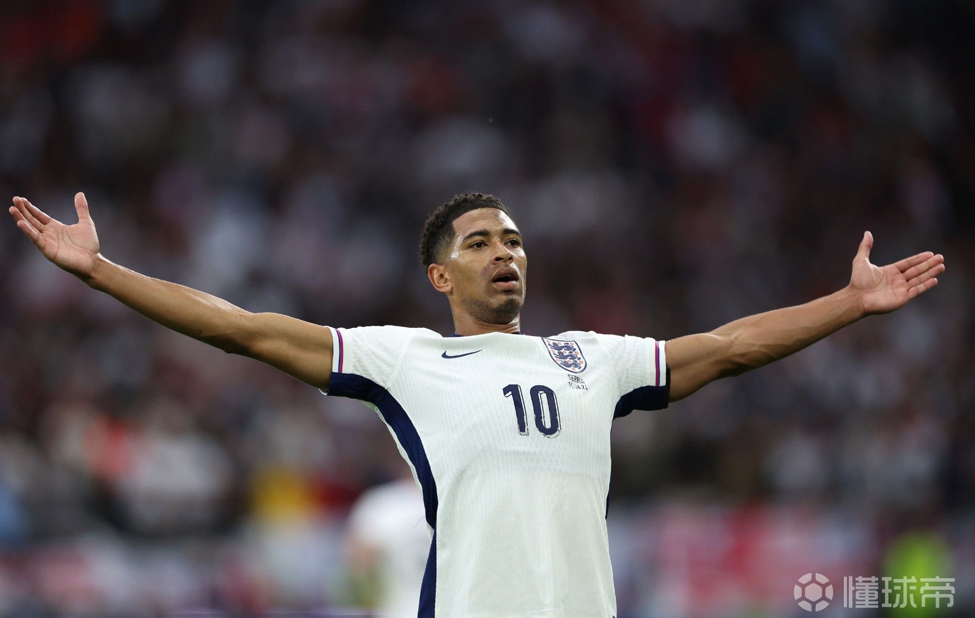 ayx世界杯2026-英格兰绝杀那不勒斯，贝林厄姆刷新纪录