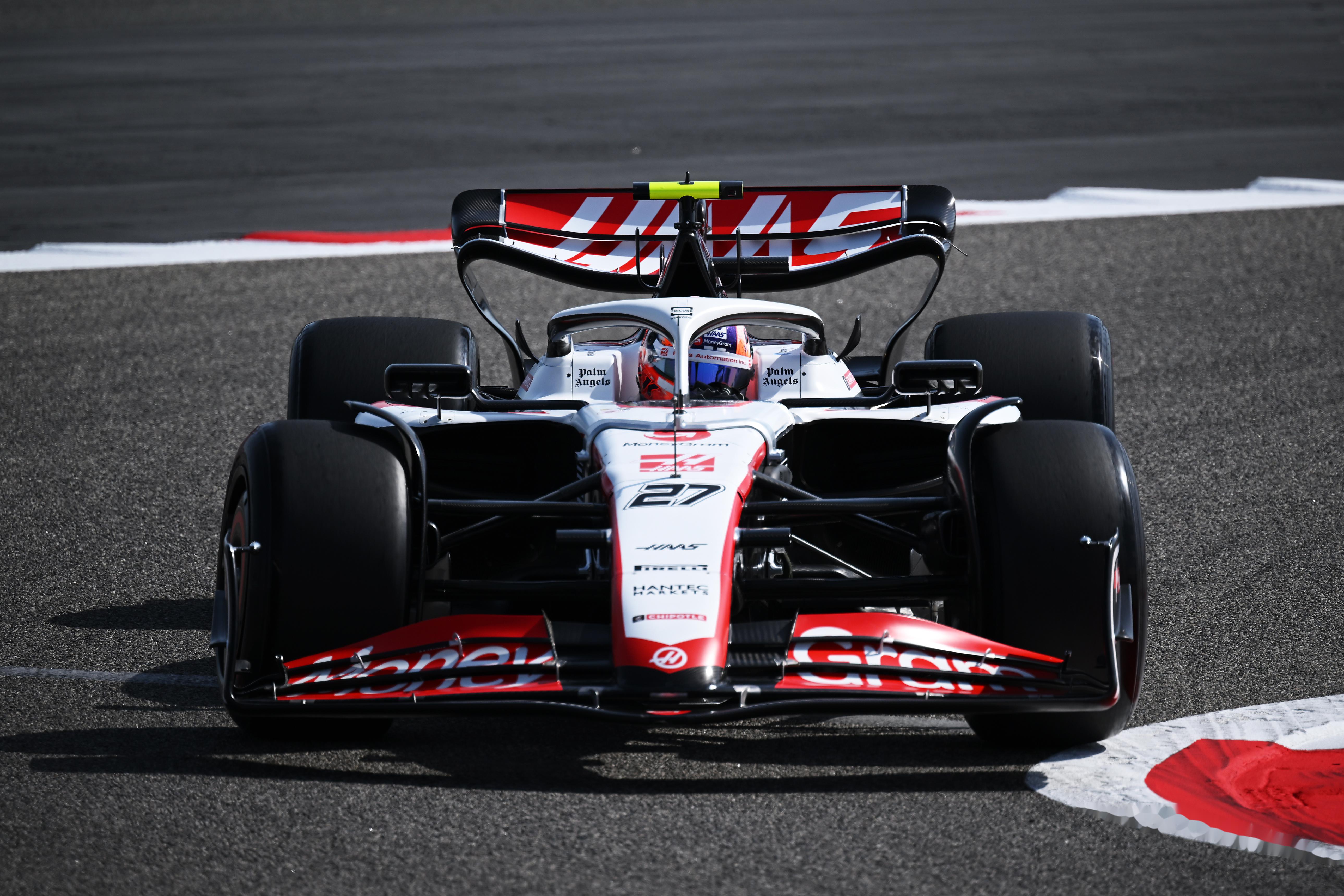 爱游戏官网-雷诺车队逆转哈斯车队，皮亚斯特里高光表现