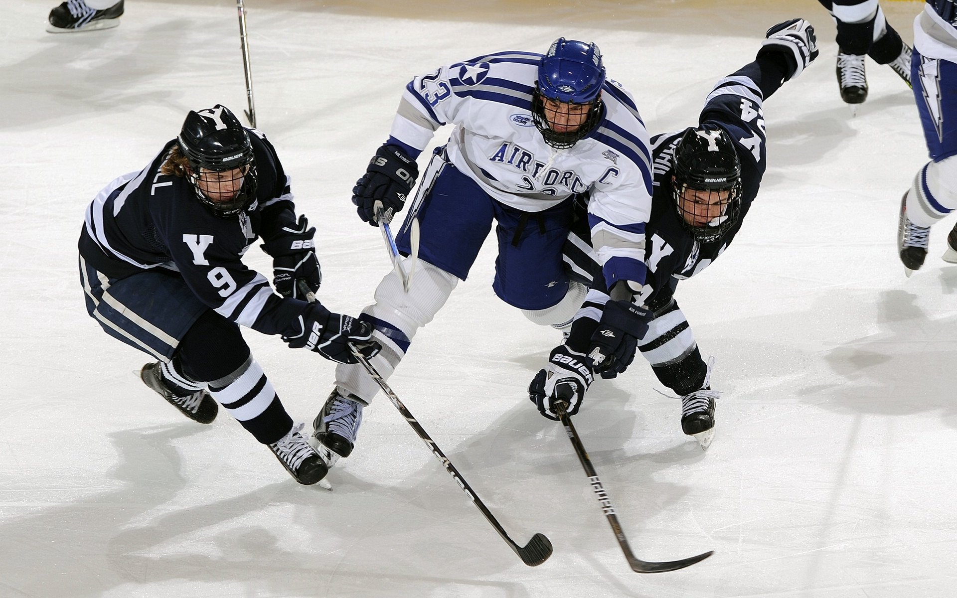 爱游戏APP-库里彻底打爆防线,雷霆节奏掌控凯尔特人,现代篮球的战术革命与权力更迭